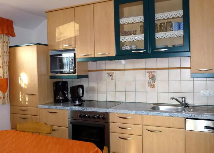 Gaestehaus Jaeger Πανσιόν 3*